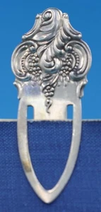 VINTAGE STERLING SILVER BOOKMARK - LEAF AND GRAPES - 6 CM -    [63] - Bild 1 von 1