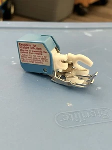 Singer Even Feed Walking Foot XL-100 XL-150 XL-1000 XL5000 XL6000 Quantum 386020 - Picture 1 of 4