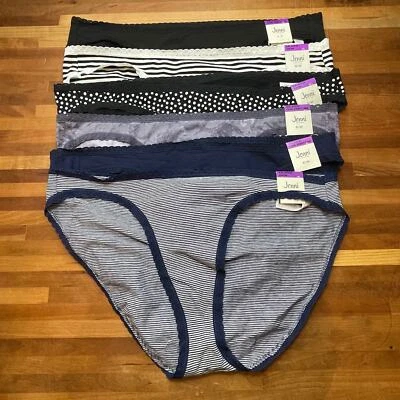 Conjunto de 6 roupas íntimas femininas de biquíni com acabamento de renda Jenni  - Imagem 1 de 4