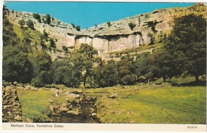 Postales GRAN BRETAÑA Yorkshire Dales / Malham Cove, una PC COMO NUEVA, DENNIS - Imagen 1 de 2
