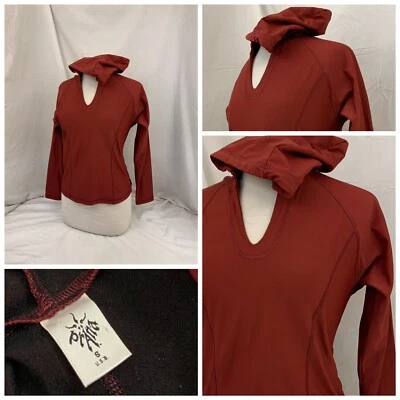 Pulôver com capuz Prana Yoga feminino laranja náilon poli stretch excelente estado usado YGI T1-225 - Imagem 1 de 4