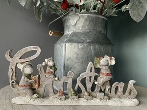 Heaven Sends Christmassy Sign with Festive Mice - Picture 1 of 1