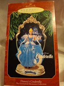 Hallmark Andenken Ornament Disneys Aschenputtel Verzauberte Erinnerungen Neu - Bild 1 von 3