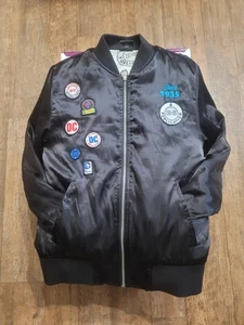 RARE Warner Bros. Studio Tours Hollywood DC Comics Superman Adult Jacket Size S - Picture 1 of 8