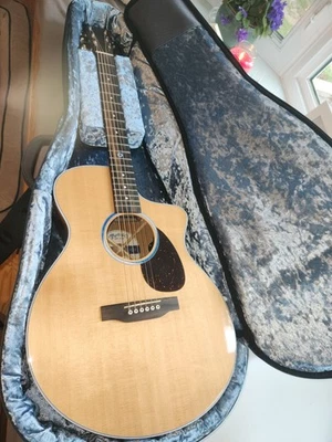 Martin SC-13e Excellent Cond & Case - Image 1 of 4