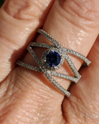 Anel cruzado de diamante esterlina Bella Luce Esotica 1,93 ctw tanzanita e Sim tamanho 9 - Imagem 1 de 4