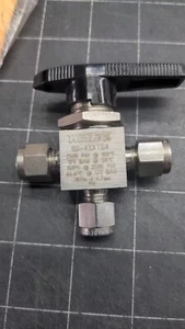 1 Whitey Swagelok 1 Stück 40 Serie 3 Wege Kugelhahn 1/4" SS-43XTS4 - Bild 1 von 2