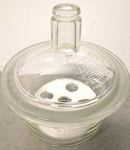Pyrex England Glas Exsikkator Glas Trockner 7" Deckel mit 5,5" Fisher Porzellan Teller - Bild 1 von 4