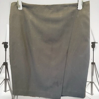 Falda Lord & Taylor negra forrada con abertura frontal talla 10P Foto 1 de 4