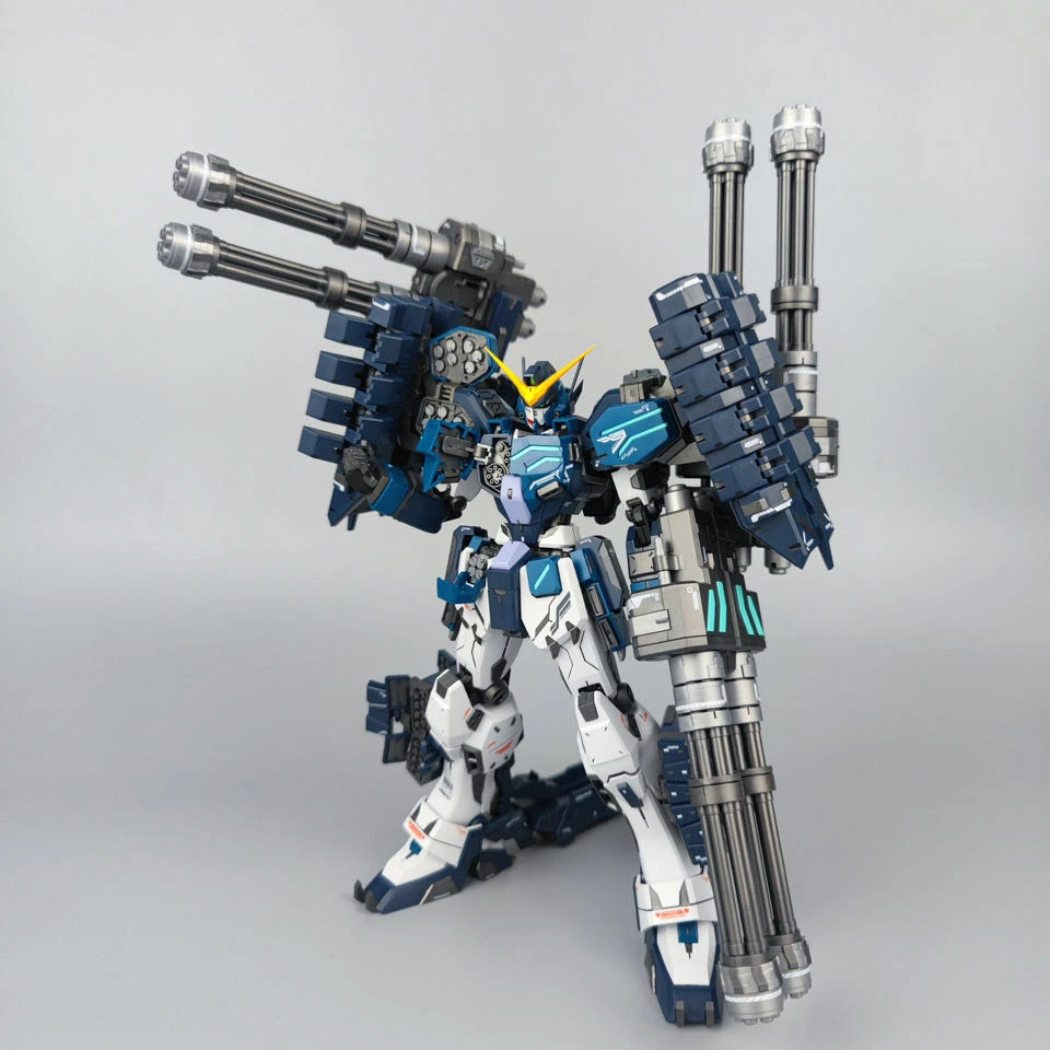MG 1/100 HEAVYARMS CUSTOM EW with IGEL endless Waltz model kit set - Image 1 of 4