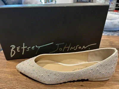 Pérola plana feminina Betsey Johnson Jude Ballet 6.5 - Imagem 1 de 3