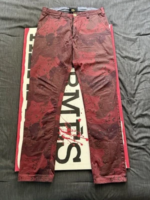 10 pantalones camuflados rojos profundos talla 34 para hombre Foto 1 de 3