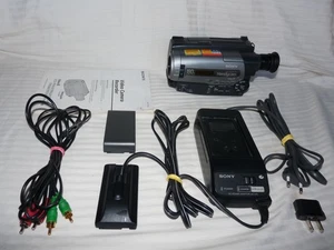 Sony PAL CCD-TR502E PAL 8mm Video8 Camcorder Camera VCR Player Video Transfer - Picture 1 of 6