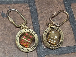 Las Vegas Spinning Dice Keychain Key Ring Souvenir Pair - Picture 1 of 2
