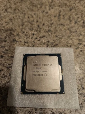 Intel Core i7-8700 Foto 1 de 2