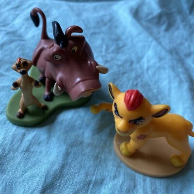 De colección El Rey León Simba Timón y Pumba PVC Pastel Topper Aplausos Disney Foto 1 de 4