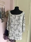 Phase Eight Pale Sage / Cream 3/4 sleeved top size 10