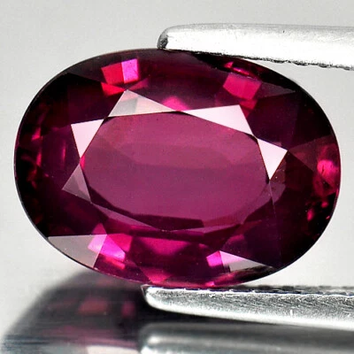 Purplish Pink Rhodolite Garnet 4.85 Ct. Oval Shape 11.7 x 8.6 Mm. Natural Gem - Image 1 of 4