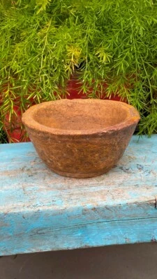 Antiguo cuenco de incienso floral de loto tallado a mano de arenisca amarilla de 7 x 7"" años 1850 Foto 1 de 4