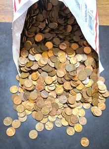 Bag of 5000 Lincoln Memorial Cents, 95% Copper Ranging from 1959-1982 - Picture 1 of 1