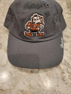 Gorra de pelota Cleveland Browns para mujer marca NFL 47 carbón MSP $30 Foto 1 de 4