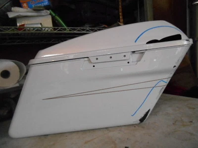 Sillín inferior Harley Davidson blanco perla RS 90200412 Foto 1 de 4