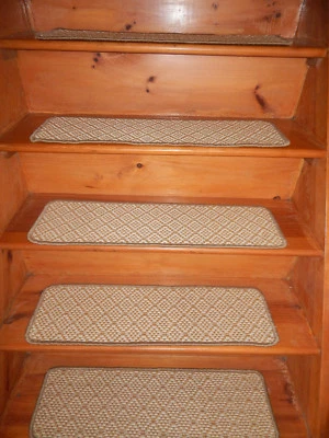 14 = PASO 9"x 30" peldaños escalera 50% SISAL 50% LANA TEJIDA acolchada. Foto 1 de 4