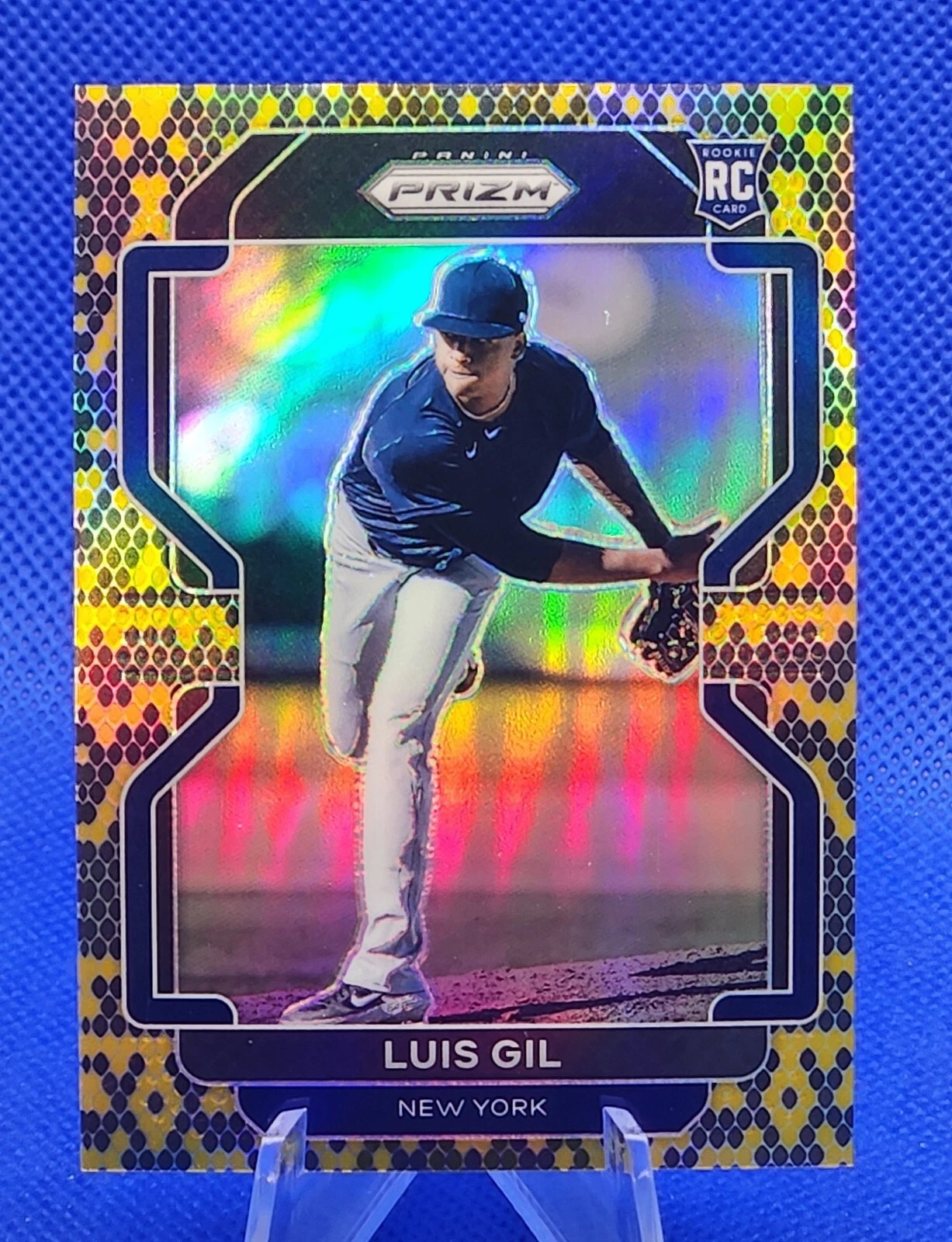 2022 Panini Prizm Luis Gil RC Black Yellow Snakeskin SP /50 Yankees Rookie