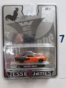 BOMBA NARANJA WEST COAST CHOPERS JESSE JAMES 1:64 SC - Imagen 1 de 1