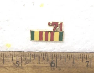Vietnam Service Ribbon `71 Pin - Picture 1 of 2