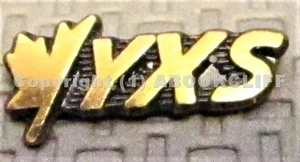 YXS AIRPORT Lapel Pin PRINCE GEORGE BRITISH COLUMBIA CANADA GOLD TONE METAL - Picture 1 of 4