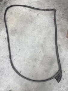 19 20 21 22 23 Dodge Ram 2500 3500 driver door seal weatherstrip - Picture 1 of 6