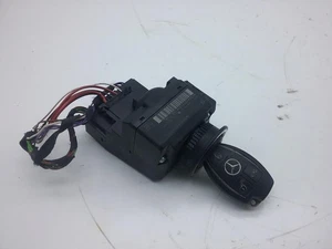 MERCEDES SPRINTER 2013- Cerradura de encendido cerradura llave A9069004100 - Imagen 1 de 3