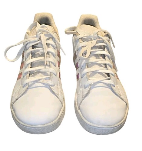 Taglia 5 Scarpe da ginnastica iridescenti bianche basse Adidas