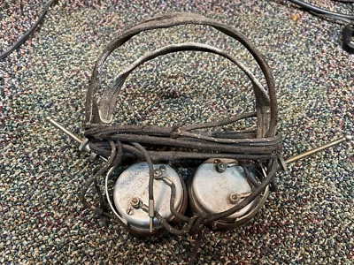 Auriculares superiores vintage, marcas C, Inc., Nueva York Foto 1 de 3