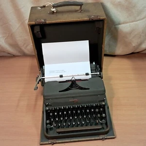 Vintage Hermes 2000 Typewriter Made in Switzerland by Paillard - Picture 1 of 20