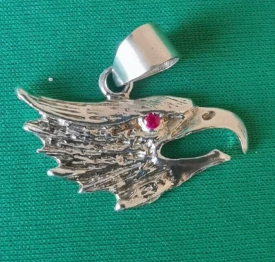 Ciondolo artigianale argento 925 a forma di aquila pietra rossa radice di rubino - Immagine 1 di 2