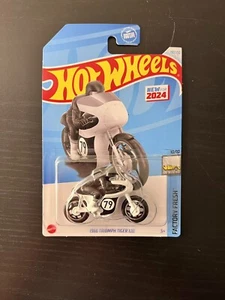 Hot Wheels 2024 1966 Triumph Tiger 100 Motorcycle Factory Fresh White - Picture 1 of 3