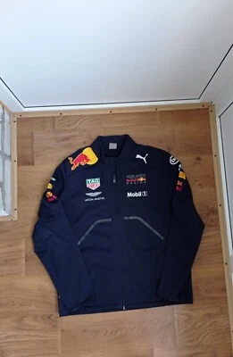 Red Bull F1 Softshell Jacket Puma 2018 Team Fans Outwear Size XL  - Image 1 of 4
