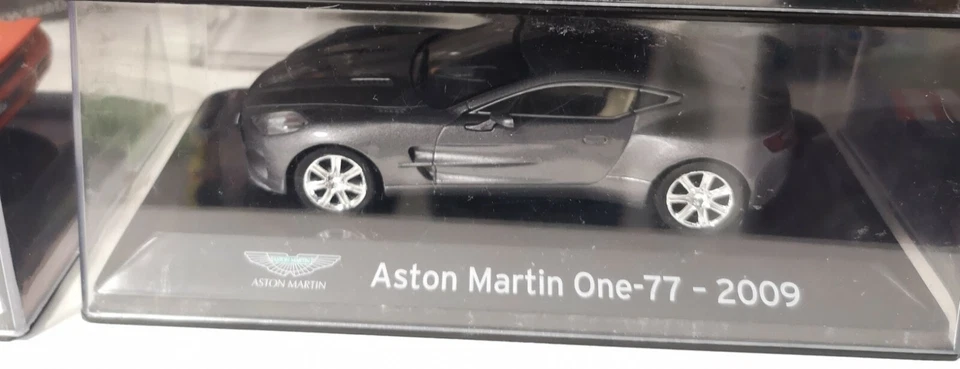 1/43 EDICOLA - ASTON MARTIN - ONE-77 2009 - CON VETRINA - WITH SUPCARCOLL014 - Immagine 1 di 1