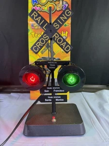 DMS Traffic Light Railroad Crossing Light With Sound Flashes Red/Green 12” Tall - Picture 1 of 9