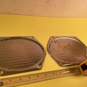 2 cubiertas de altavoces de coche clásico cubierta puerta camión cromo metal rejilla perforada vintage - Imagen 1 de 8