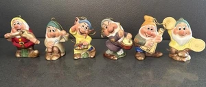 Schmid Disney Sieben Zwerge Figuren aus Schneewittchen & Die sieben Zwerge 6 Stück Lesen - Bild 1 von 9