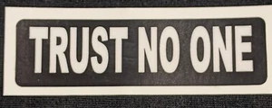 Trust No One Motorrad Helm Aufkleber Biker Helm Decal - Bild 1 von 1