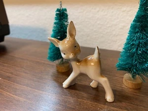 VTG CERAMIC DEER WITH 2 CHRISTMAS TRESS - Picture 1 of 6
