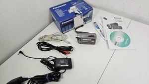 PANASONIC SDR-S7 COMPACT CAMCORDER BOXED SDHC CARD DIGITAL POCKET VIDEO CAMERA - Picture 1 of 7