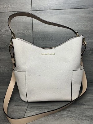 Michael Kors Bedford Ivory Shoulder Bag Pebble Leather Bucket Bag - Image 1 of 4
