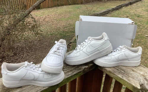 Nike Air Force 1 LE GS Lo Triple bianche 6 anni giovani o donne 7 5 con o senza scatola