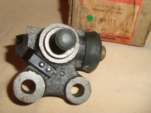 Wheel Brake Cylinder Front FAG VW Type 3 1500 + Variant Karmann Ghia 61-7.63 Left NEW - Picture 1 of 2