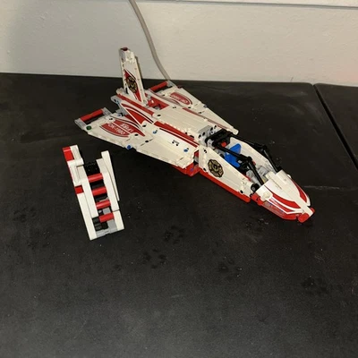 LEGO Technic 42040 Fire Plane Jet - Incomplete - Image 1 of 4